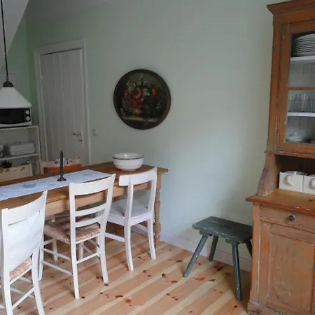 Spacious With Garden In Boisendorf Apartment *
