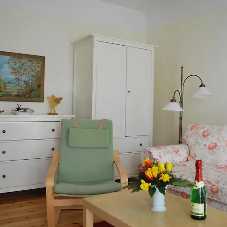 Spacious With Garden In Boisendorf Apartment