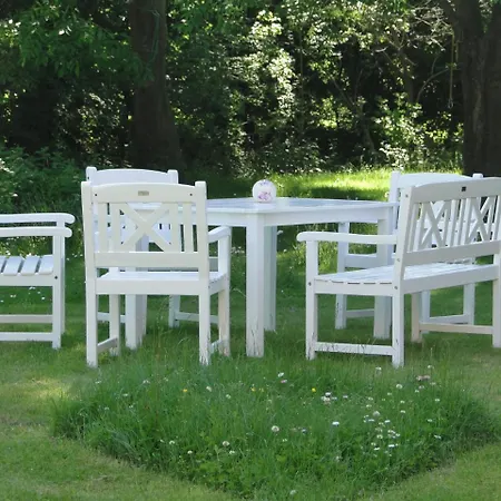 Spacious With Garden In Boisendorf